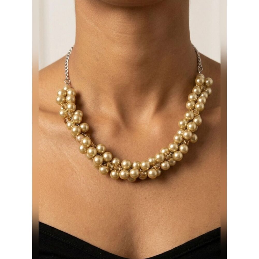 Gold pearl necklace - Picture 1 of 6